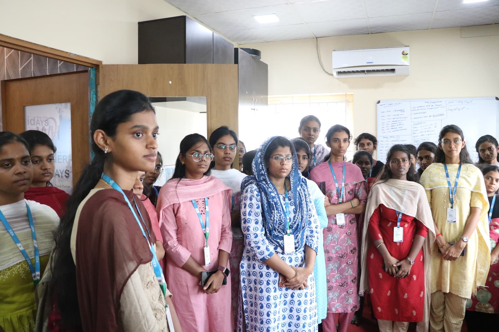 Erode Kongu Engineering college ECE students Field visit done to AirMedia Office