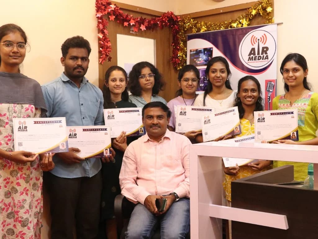 NGP College students receiving AirMedia internship completion certificates